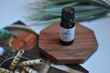 Load image into Gallery viewer, Lavender essential oil